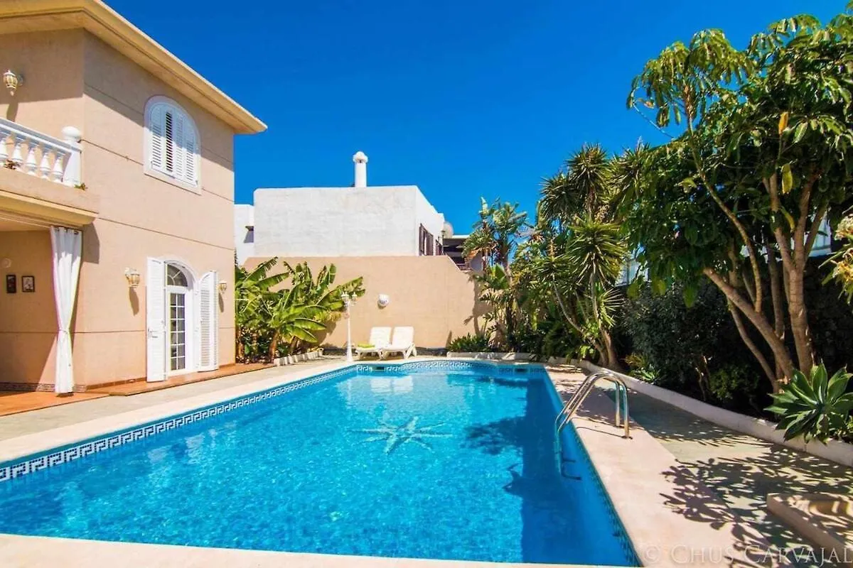 Villa La Concha Beachfront Heated Pool Playa Honda  0*, Playa Honda (Lanzarote)