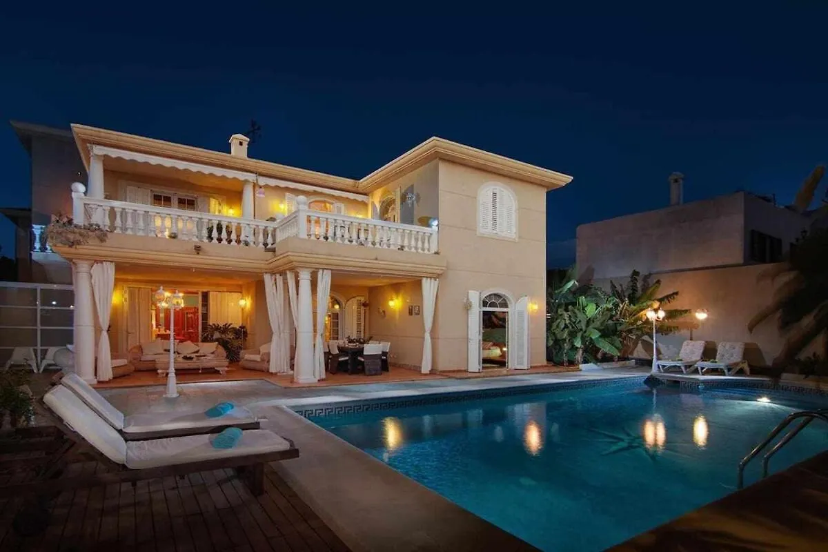 Villa La Concha Beachfront Heated Pool Playa Honda  Apartamento Playa Honda (Lanzarote)