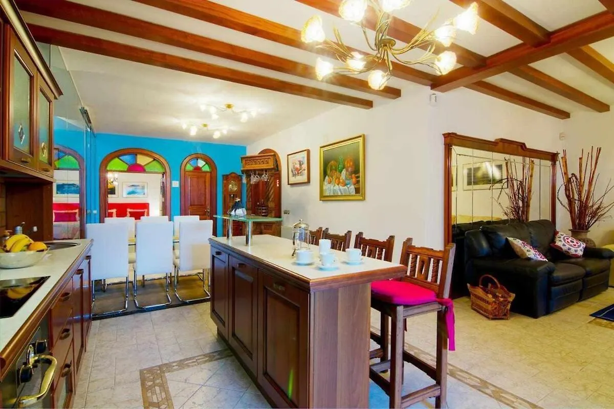 Apartment Villa La Concha Beachfront Heated Pool Playa Honda