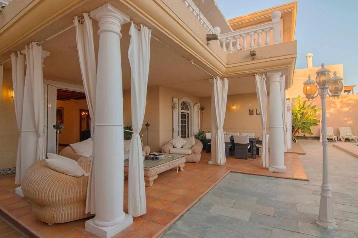 Apartment Villa La Concha Beachfront Heated Pool Playa Honda