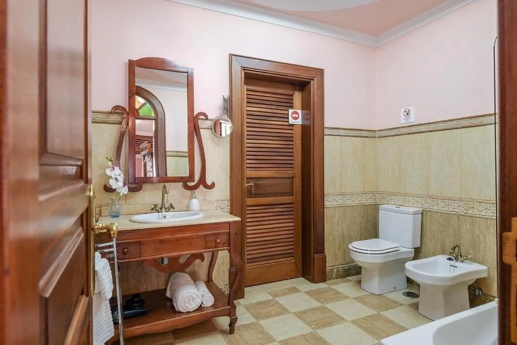 Apartment Villa La Concha Beachfront Heated Pool Playa Honda