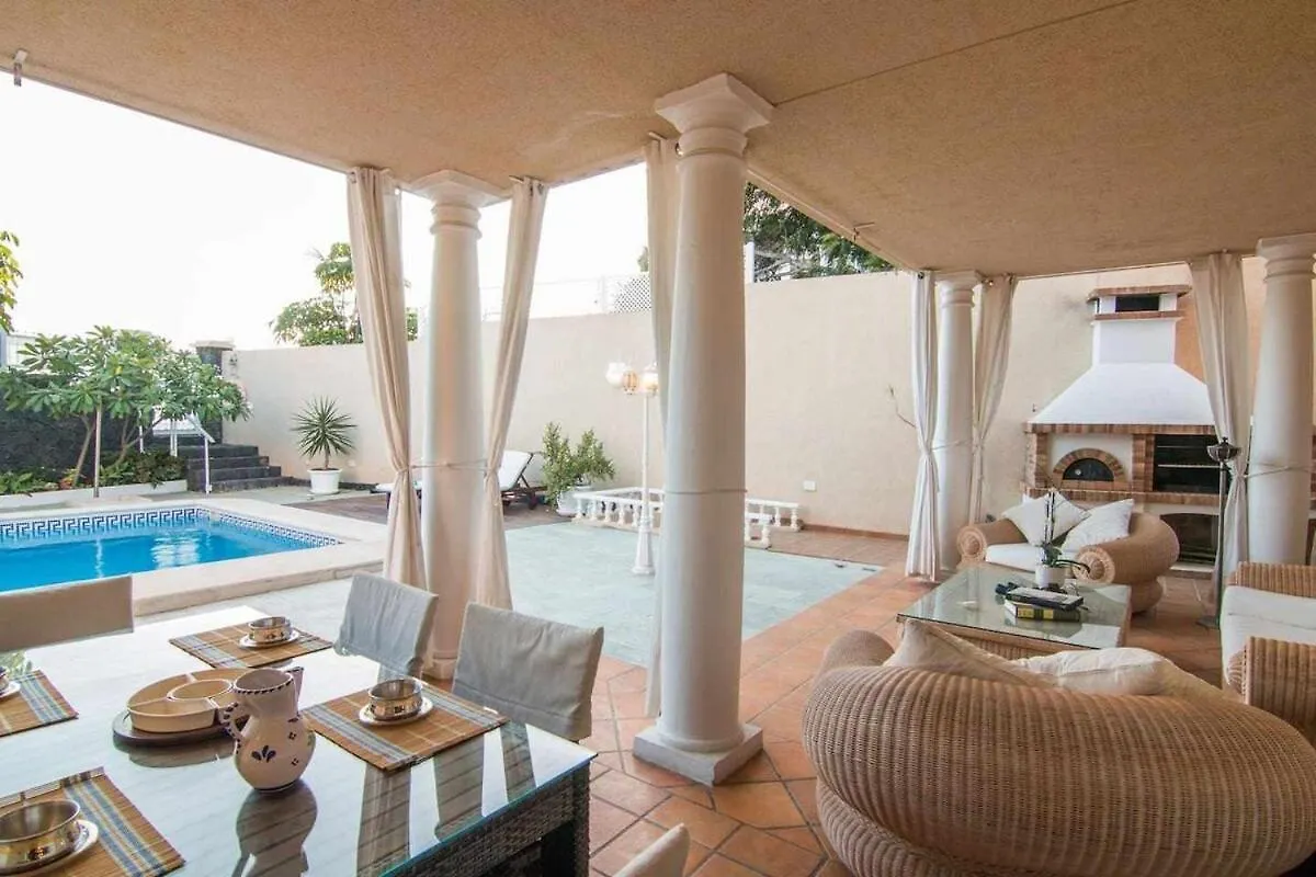 Villa La Concha Beachfront Heated Pool Playa Honda  0*, Playa Honda (Lanzarote) Spain